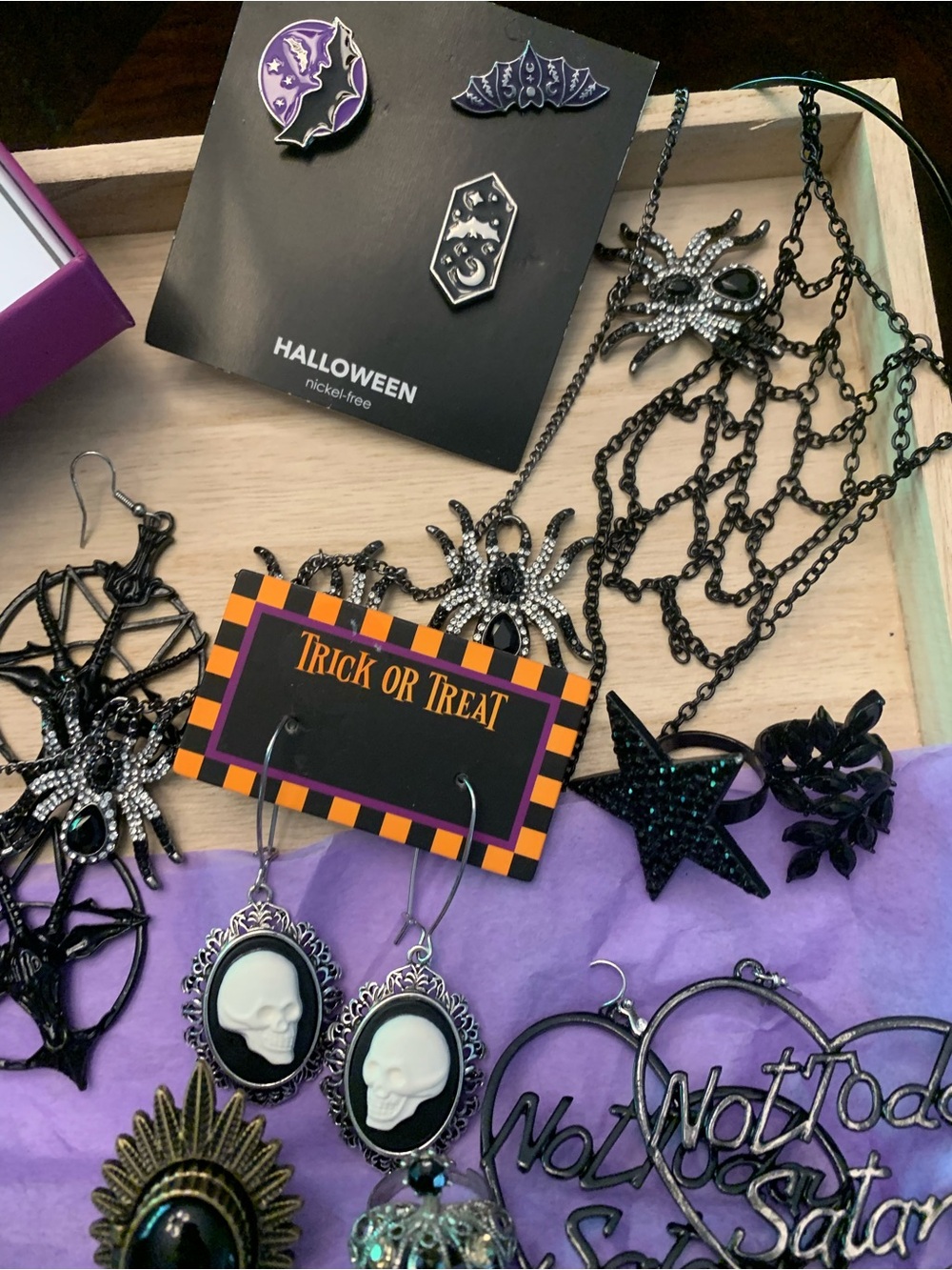 Halloween Gothic Jewelry Lot - Picture 5 of 6